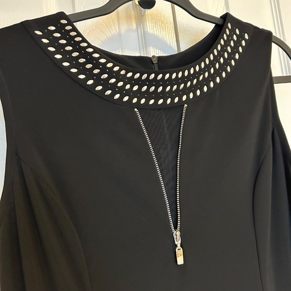 Like New Joseph Ribkoff Black Top Peplum Hem Silver Embellished Neckline Size 12 - Picture 8 of 15